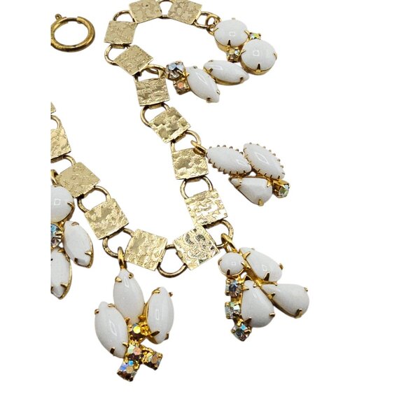 Vintage NOS Julie Rubano Milk Glass Charm Bracelet (A9004) - Picture 2 of 6